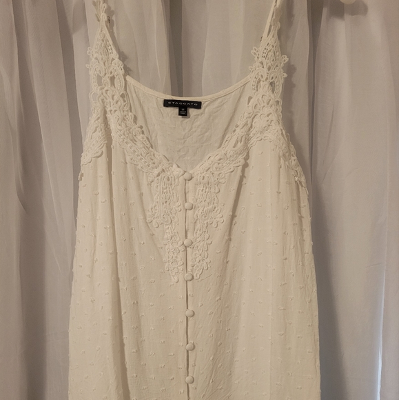 Staccato Tops - NWOT Lace button down staccato tank top